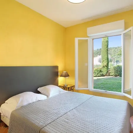 Lejlighedshotel Odalys La Licorne De Haute Provence 4*