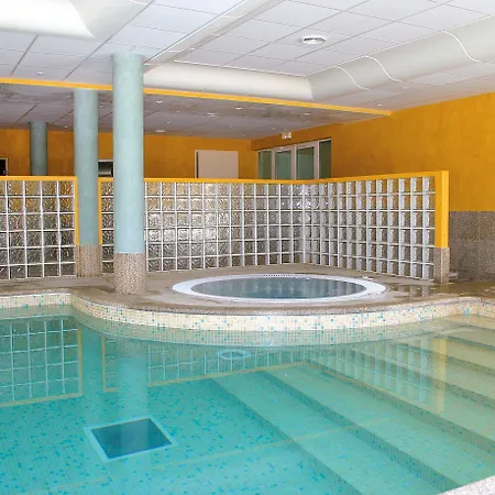 Hotel apartamentowy Odalys La Licorne De Haute Provence Gréoux-les-Bains