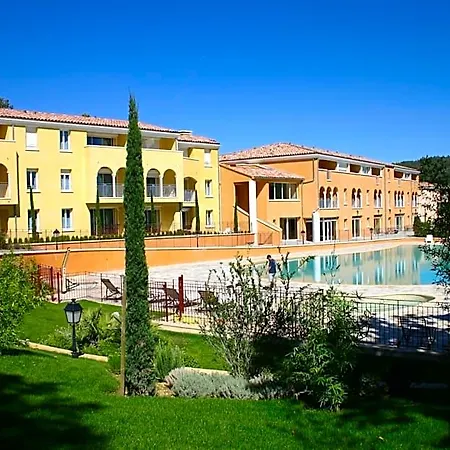 Résidence Odalys La Licorne De Haute Provence 4*
