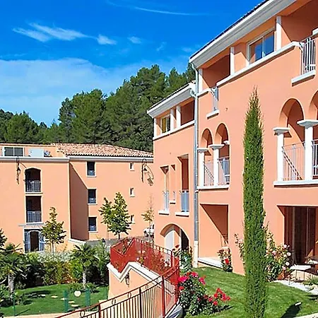 Aparthotel Odalys La Licorne De Haute Provence 4*