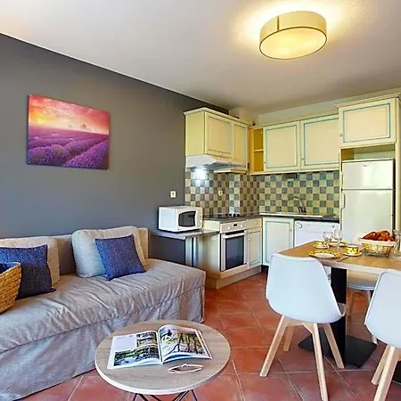 Aparthotel Odalys La Licorne De Haute Provence