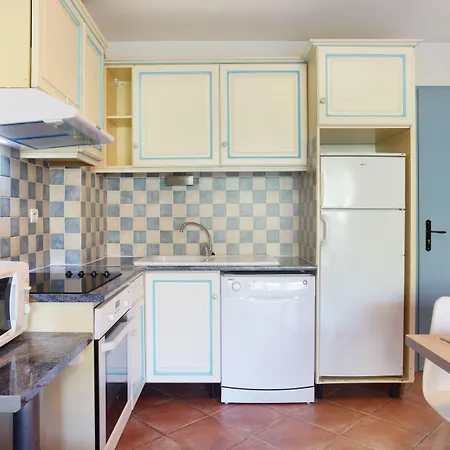 Hotel apartamentowy Odalys La Licorne De Haute Provence 4*