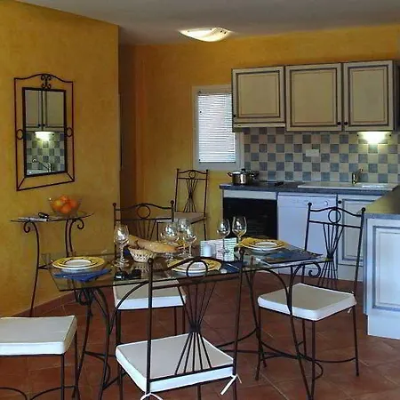 Odalys La Licorne De Haute Provence 4*