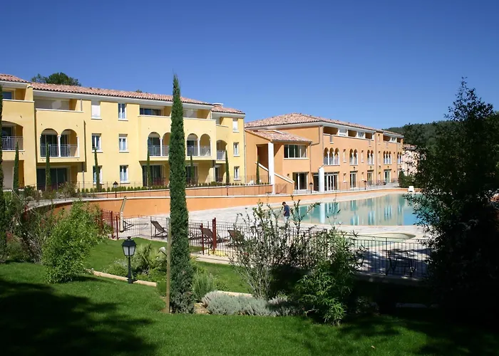 Aparthotel Odalys La Licorne De Haute Provence 4*