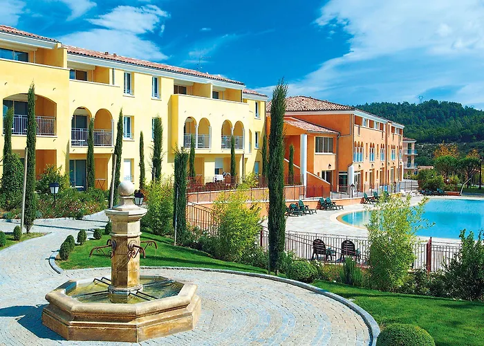 Aparthotel Odalys La Licorne De Haute Provence 4*